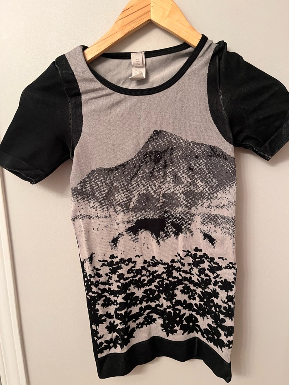 Adidas x Stella McCartney Black & Gray Scenic Graphic Stretchy Athletic Tee